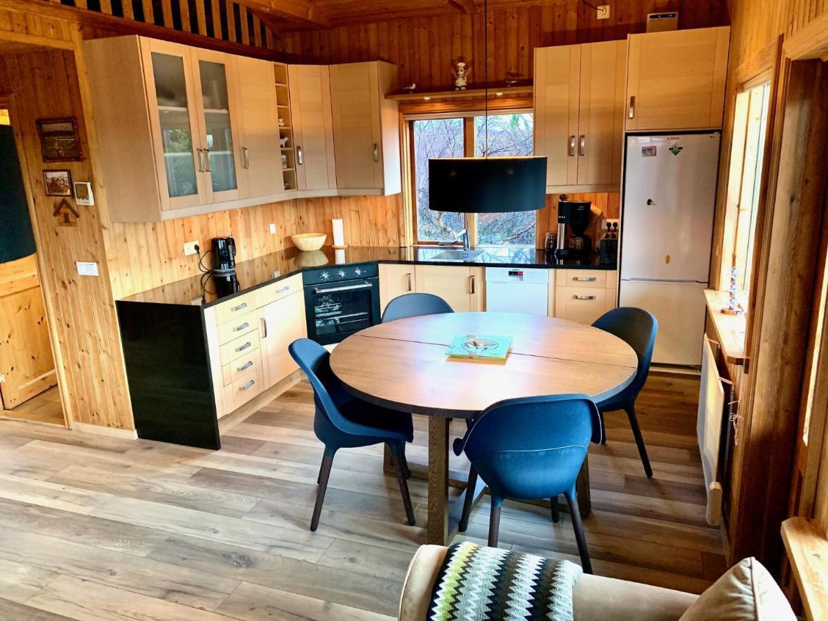 Holt Villa Jarthlangsstathir Екстериор снимка