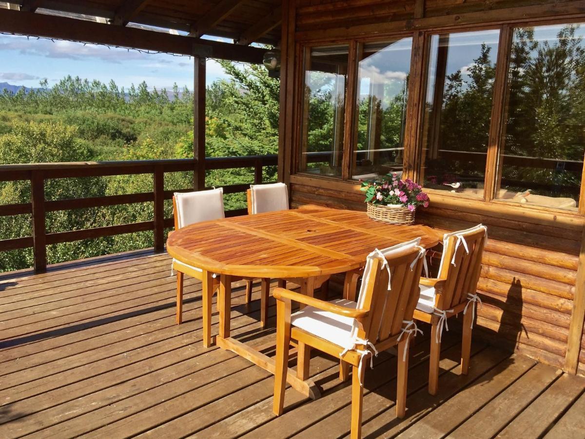 Holt Villa Jarthlangsstathir Екстериор снимка
