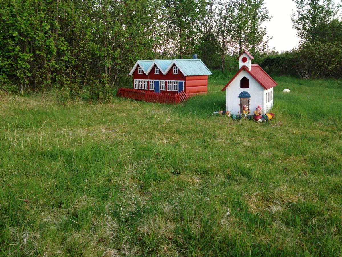 Holt Villa Jarthlangsstathir Екстериор снимка